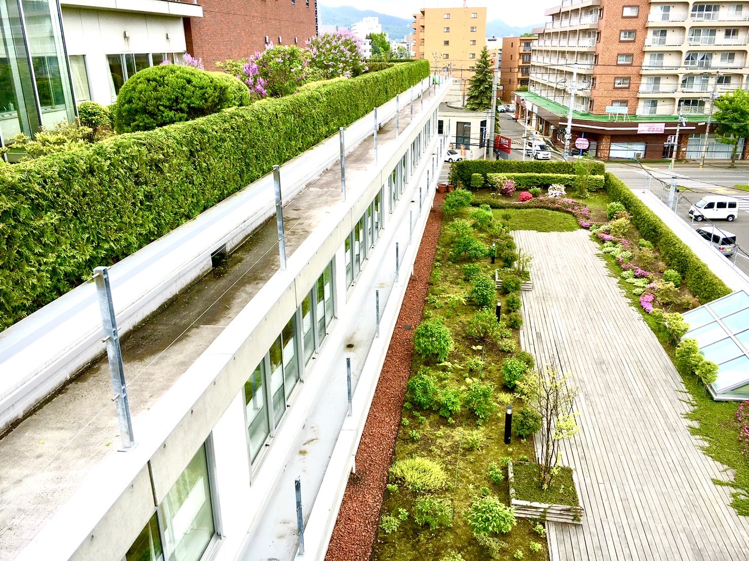 H記念病院　屋上庭園施工例