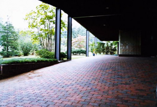 和洋折衷庭園